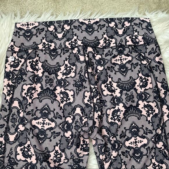 Fabletics High-Waist Printed PowerHold 7/8 Legging - Picture 6 of 9
